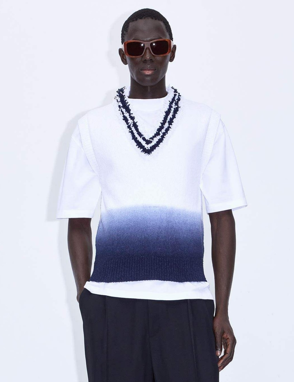 ONASSIS_WHITE NAVY OMBRE