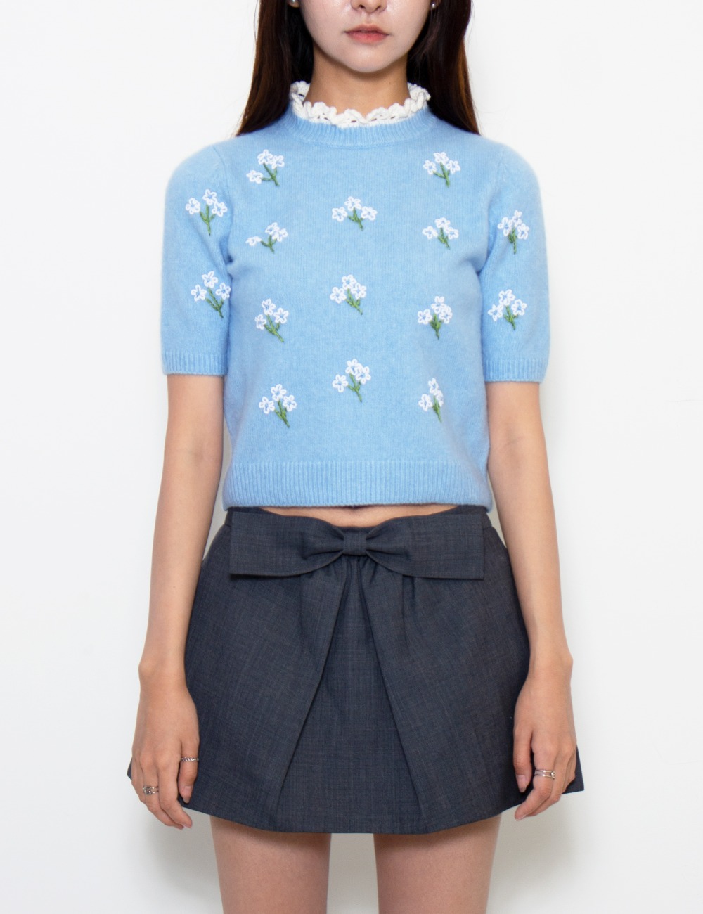 EMBROIDERED FLORAL SWEATER_BLUE