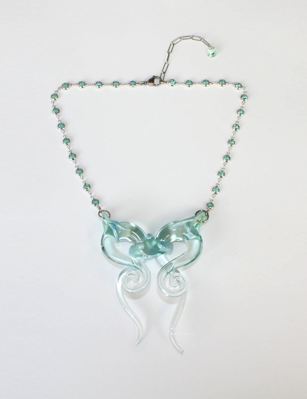 PYREX BOW NECKLACE_SEA GLASS