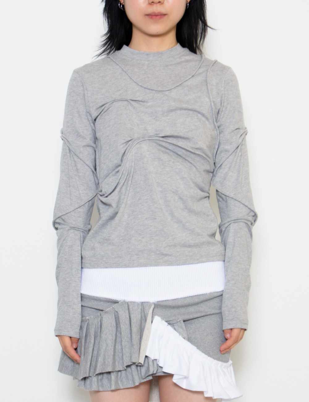 PLEATED LONG SLEEVE WITH PIPING_GREY